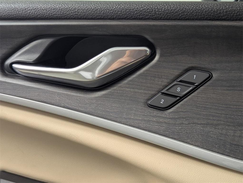 new 2025 Jeep Grand Cherokee car, priced at $38,417