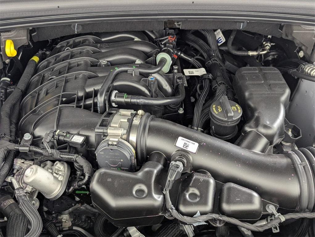 new 2025 Jeep Grand Cherokee car, priced at $38,417