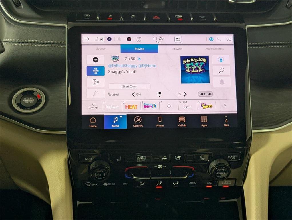 new 2025 Jeep Grand Cherokee car, priced at $38,417