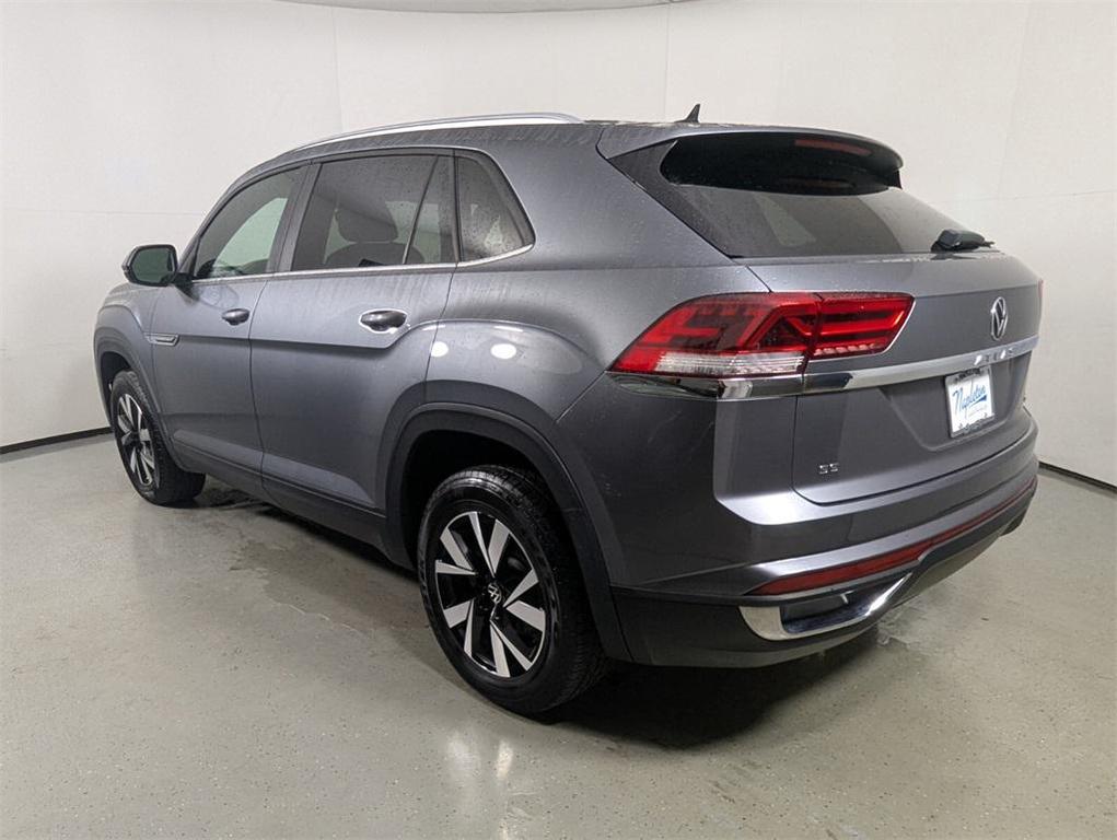 used 2022 Volkswagen Atlas Cross Sport car, priced at $18,988