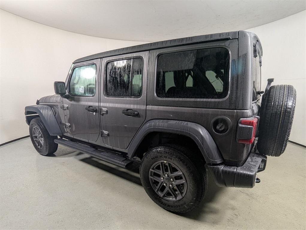 new 2025 Jeep Wrangler car, priced at $47,056