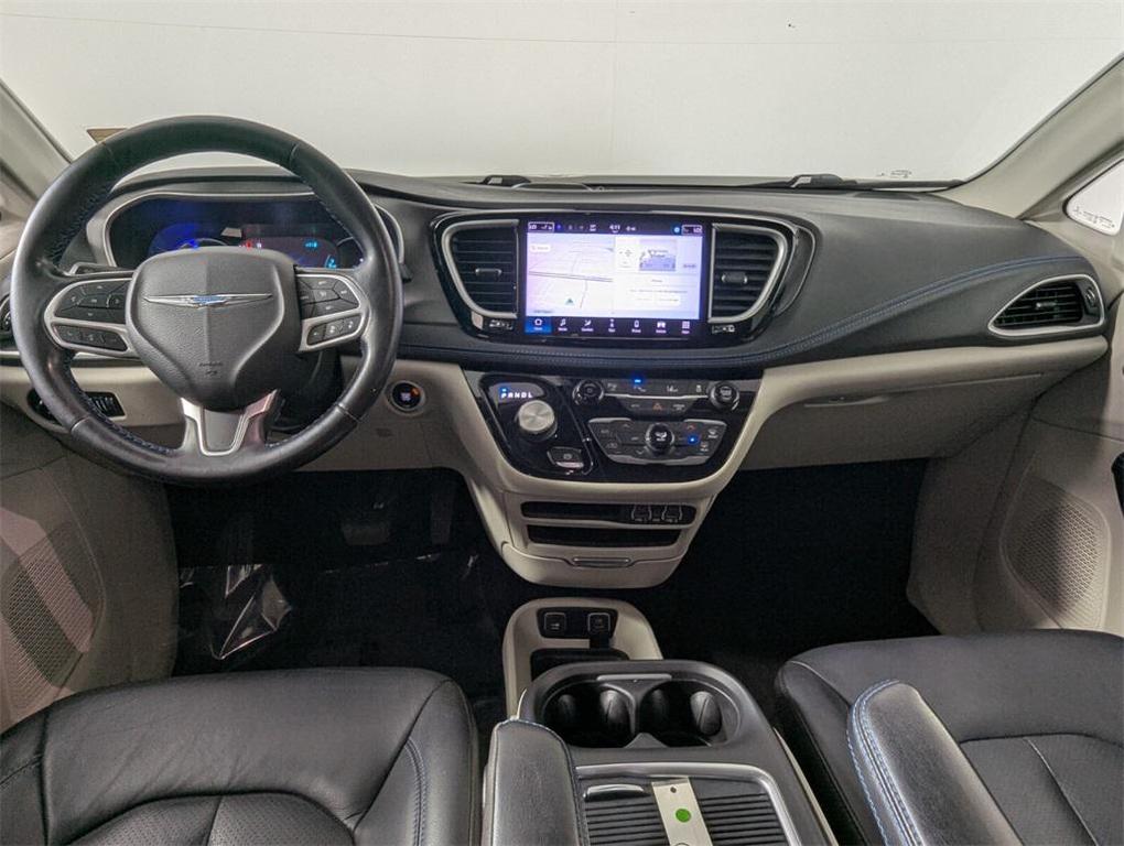 used 2021 Chrysler Pacifica Hybrid car, priced at $22,588