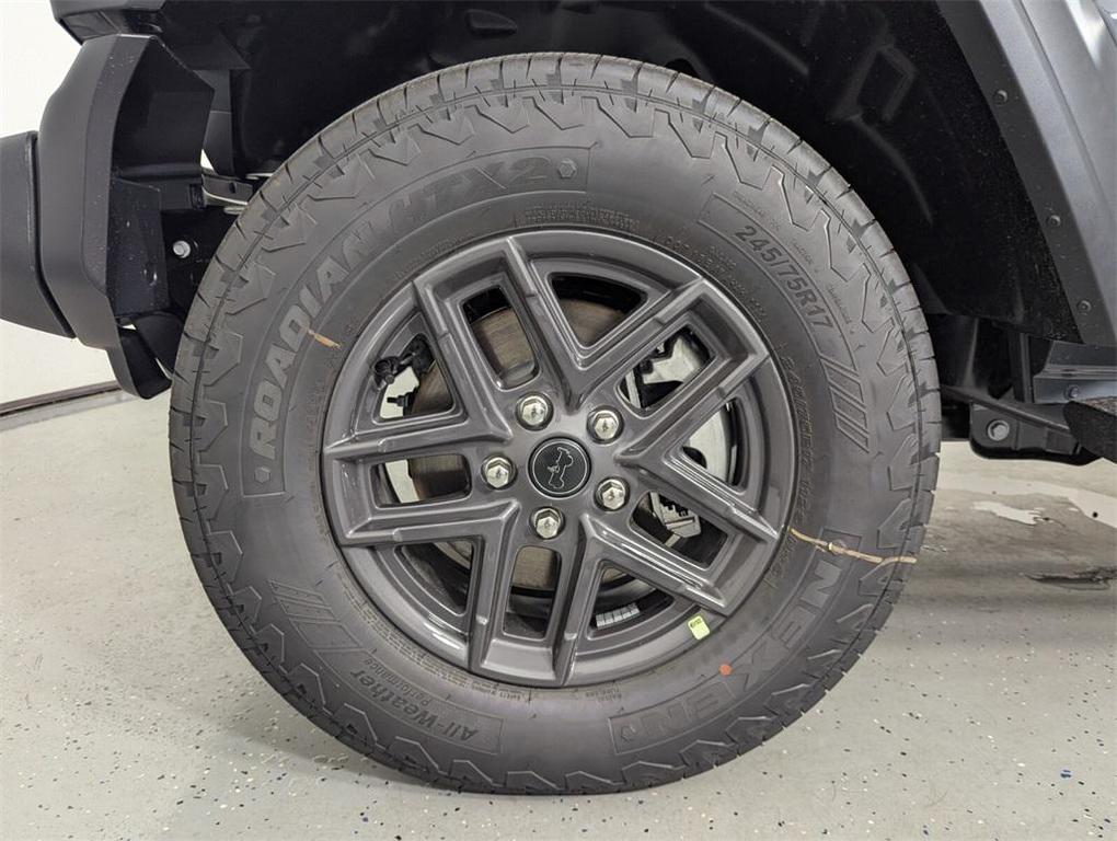new 2025 Jeep Wrangler car, priced at $43,569