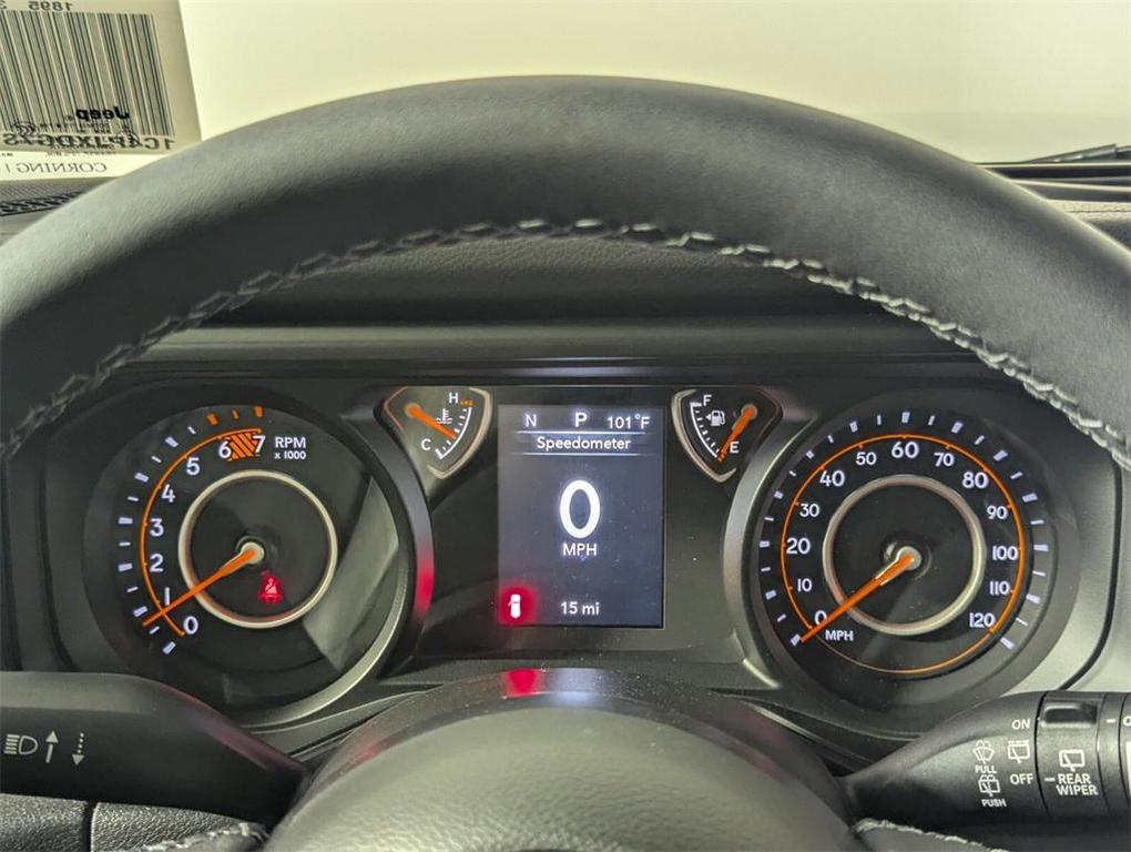 new 2025 Jeep Wrangler car, priced at $43,569