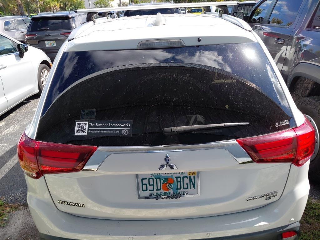 used 2017 Mitsubishi Outlander car, priced at $9,992