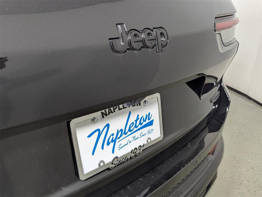 new 2025 Jeep Grand Cherokee L car, priced at $61,380