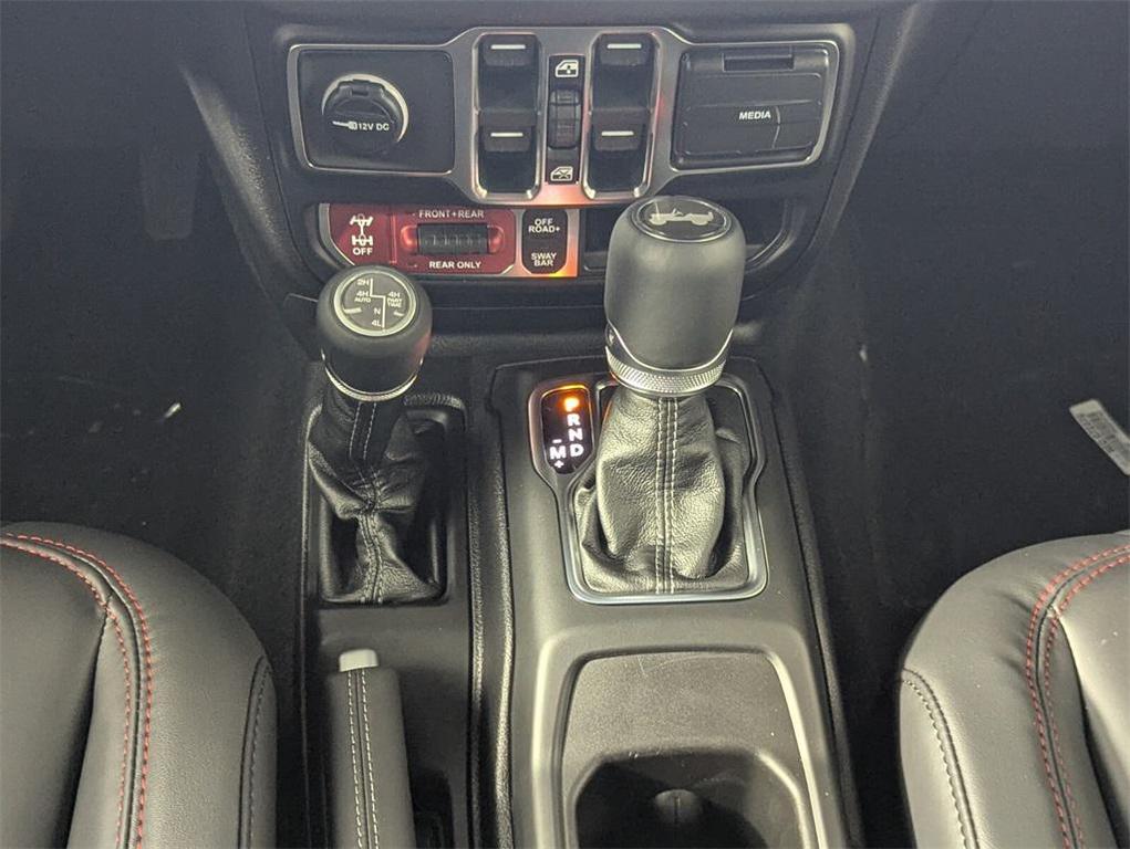 new 2026 Jeep Wrangler car, priced at $65,154