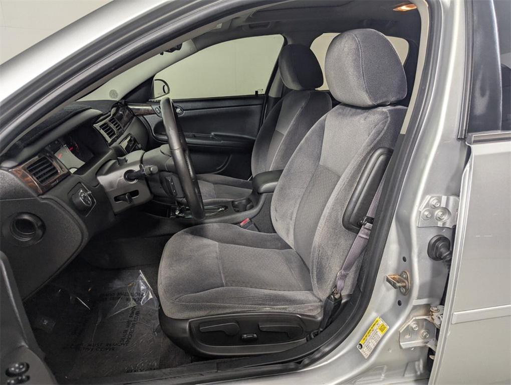 used 2014 Chevrolet Impala Limited car, priced at $7,988