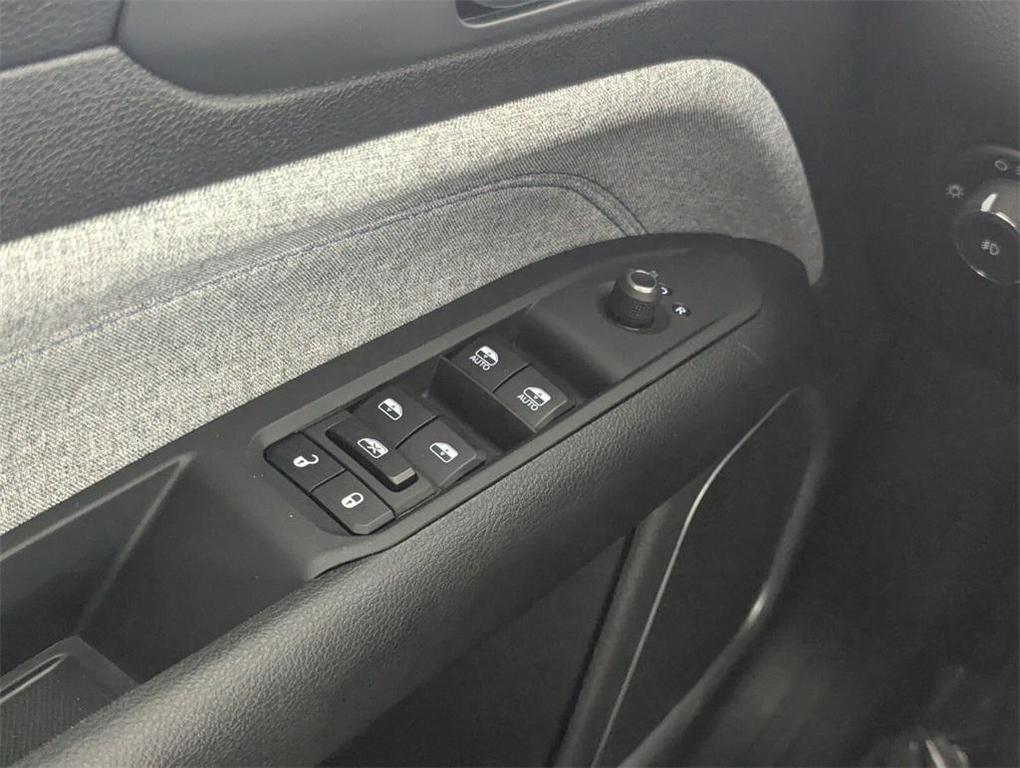 new 2025 Jeep Compass car, priced at $23,992