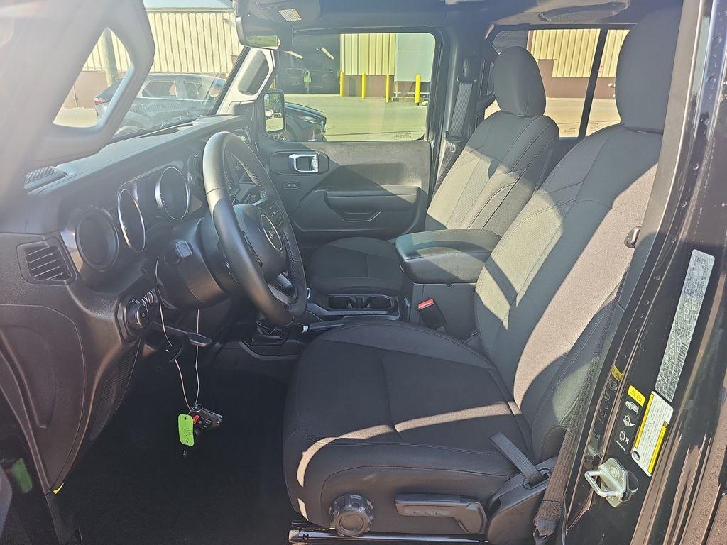 used 2022 Jeep Wrangler Unlimited car, priced at $31,988