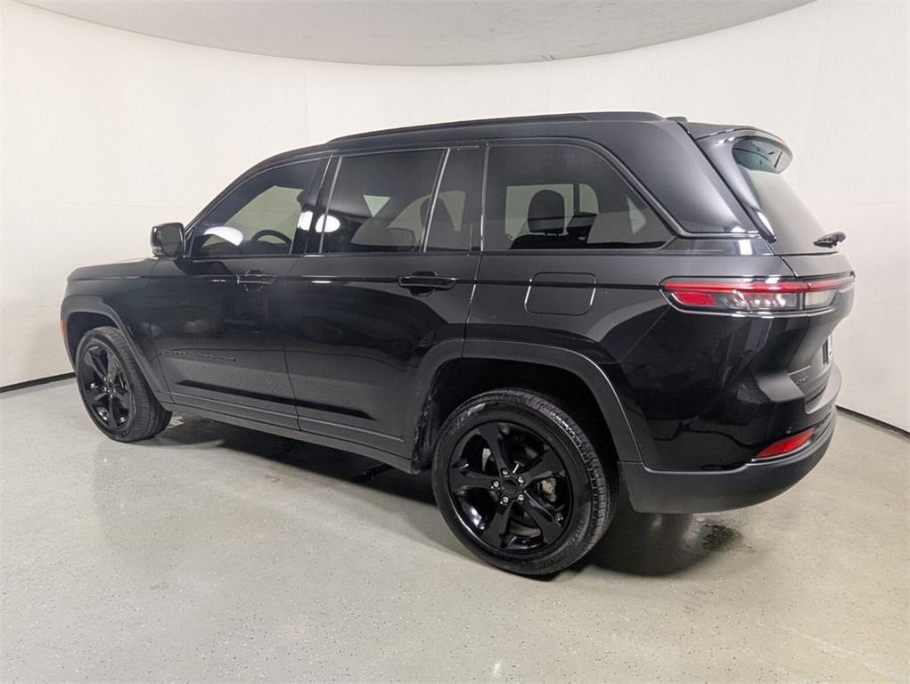 used 2023 Jeep Grand Cherokee car, priced at $24,388