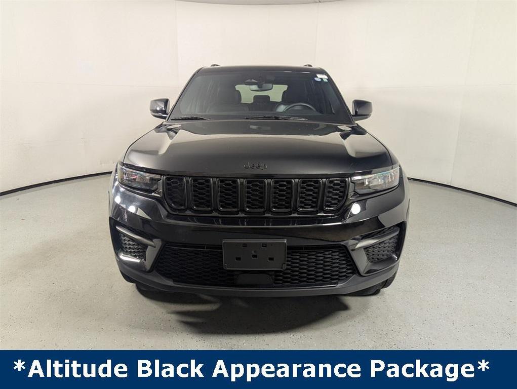 used 2023 Jeep Grand Cherokee car, priced at $24,388