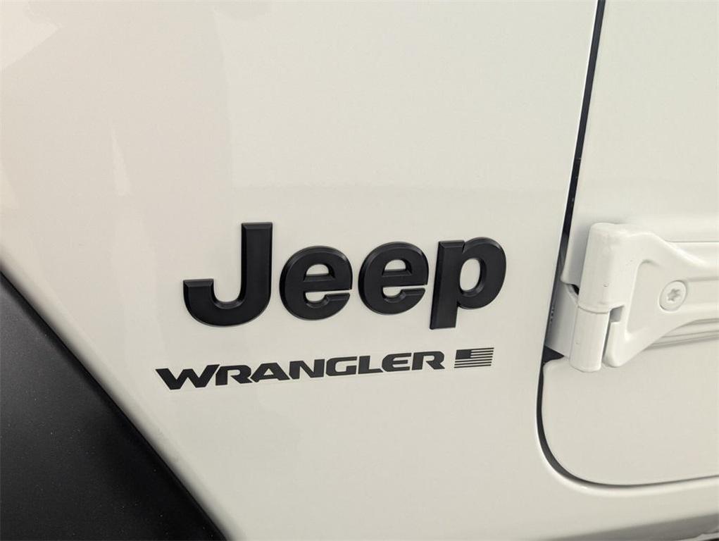 new 2026 Jeep Wrangler car, priced at $37,402