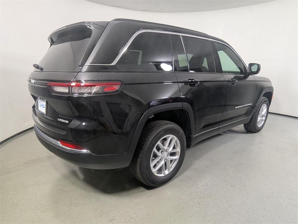 new 2025 Jeep Grand Cherokee car, priced at $38,520