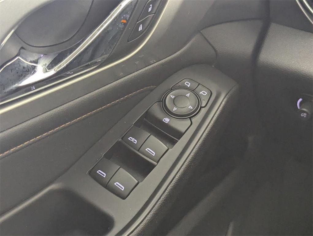 used 2021 Chevrolet Traverse car, priced at $21,888