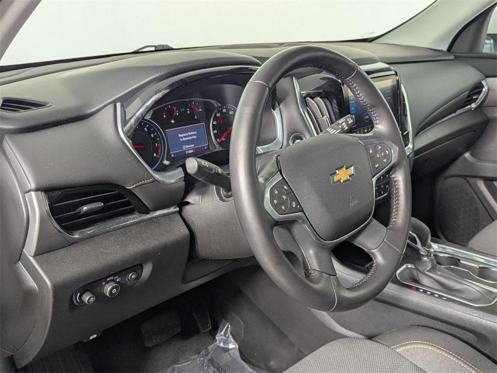 used 2021 Chevrolet Traverse car, priced at $21,888