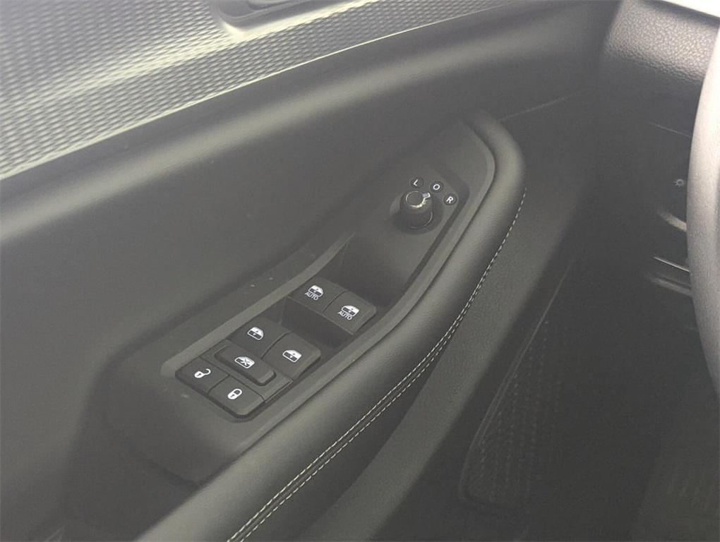 new 2025 Jeep Grand Cherokee car, priced at $38,738