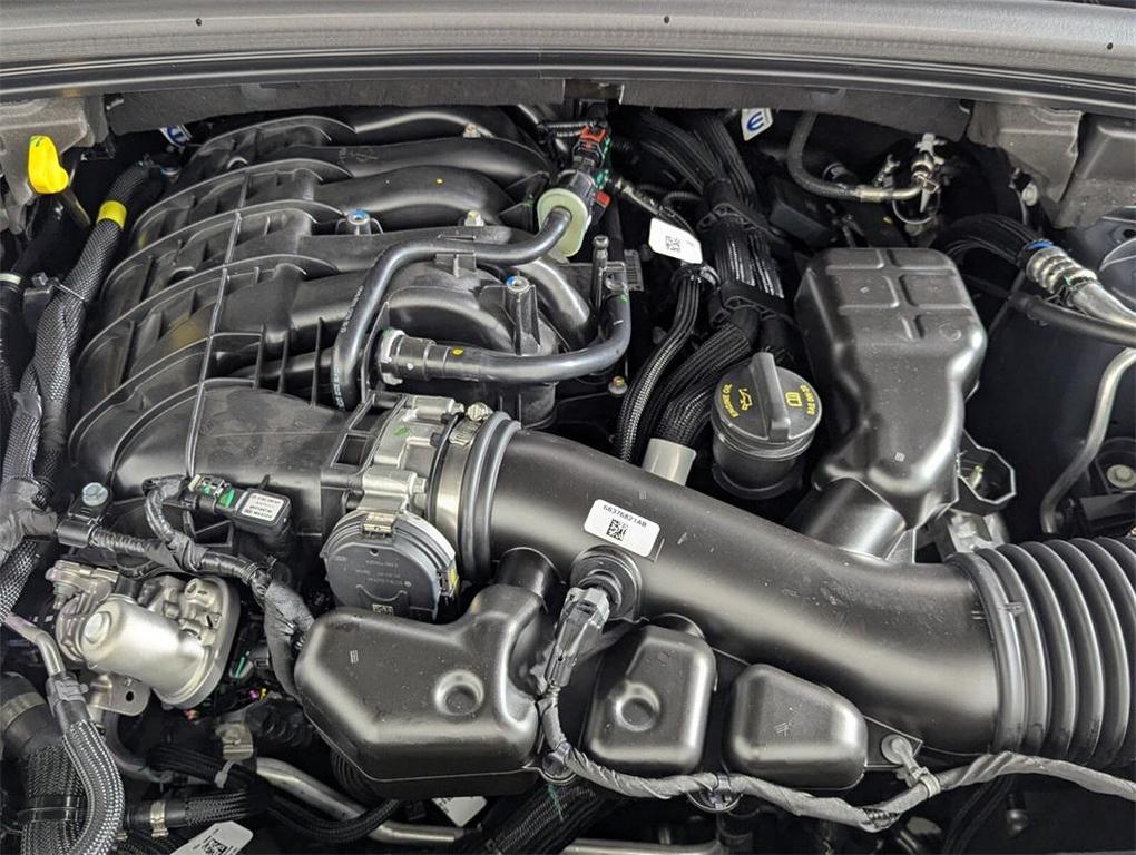 new 2025 Jeep Grand Cherokee car, priced at $38,738