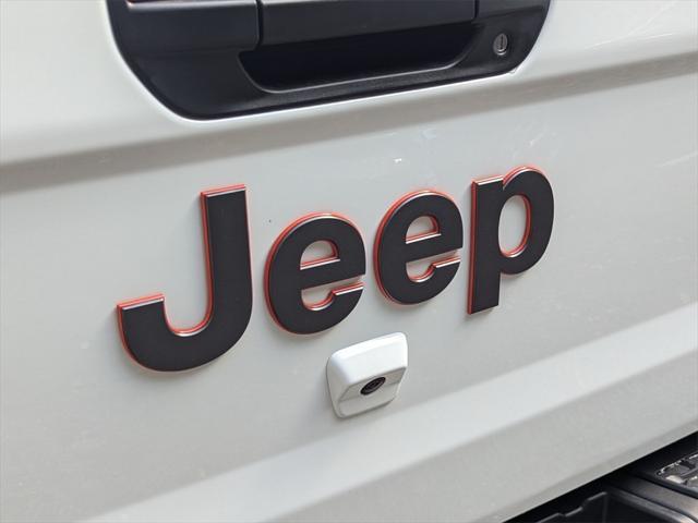 new 2024 Jeep Gladiator car, priced at $59,597