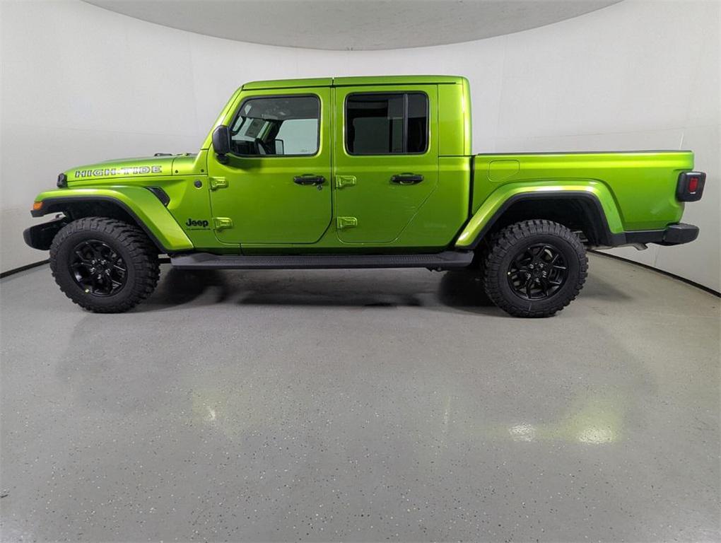 new 2025 Jeep Gladiator car, priced at $49,050