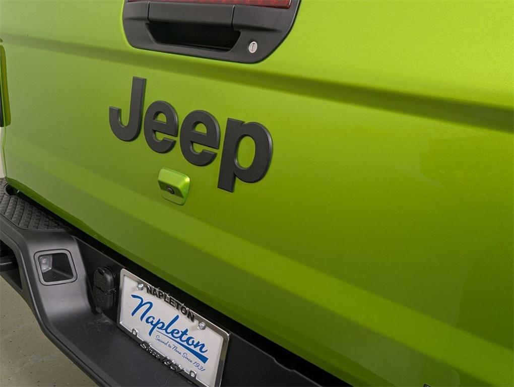 new 2025 Jeep Gladiator car, priced at $49,050