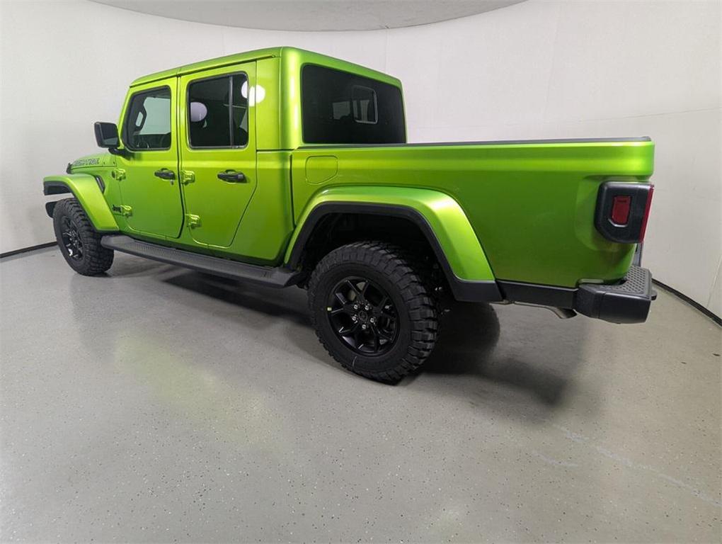 new 2025 Jeep Gladiator car, priced at $49,050