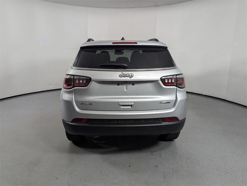 new 2025 Jeep Compass car, priced at $22,992