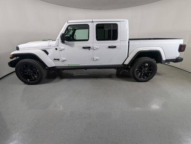 new 2025 Jeep Gladiator car, priced at $43,345