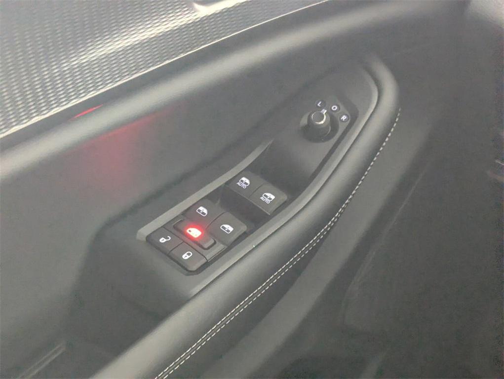 new 2025 Jeep Grand Cherokee car, priced at $31,203