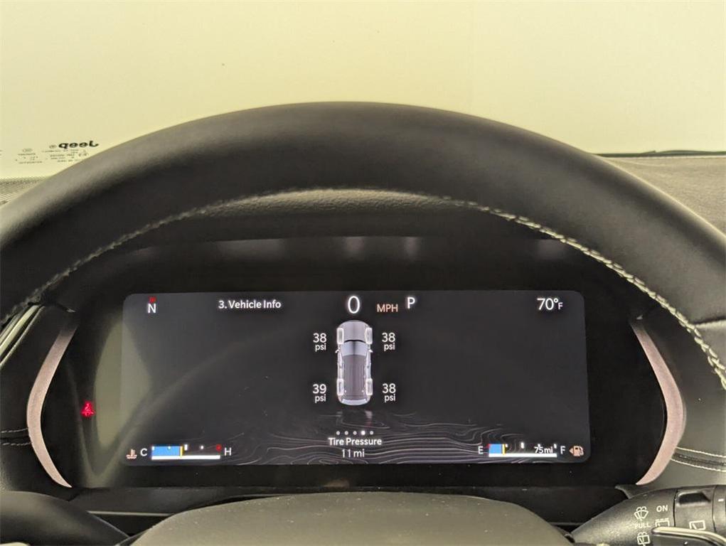 new 2025 Jeep Grand Cherokee car, priced at $31,203