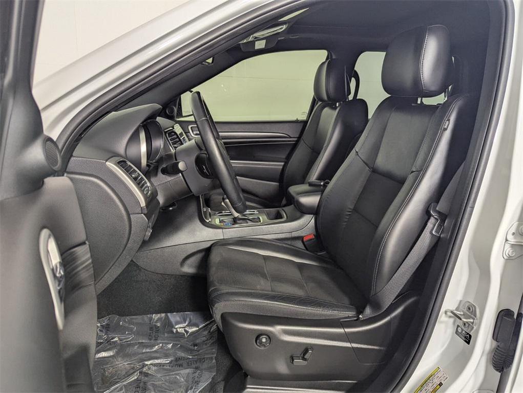 used 2022 Jeep Grand Cherokee car, priced at $23,992