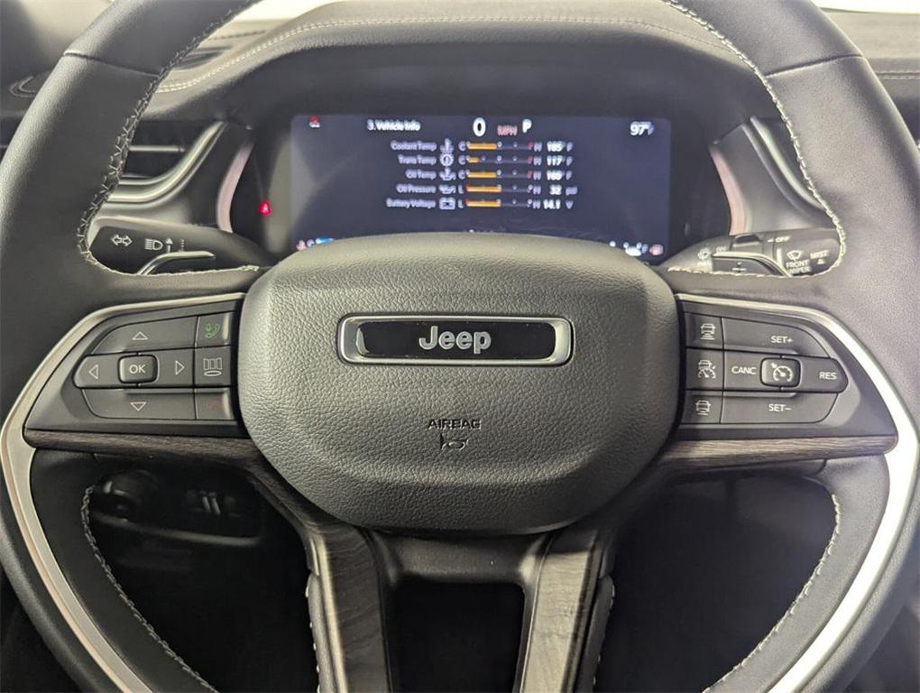 new 2025 Jeep Grand Cherokee L car, priced at $46,184
