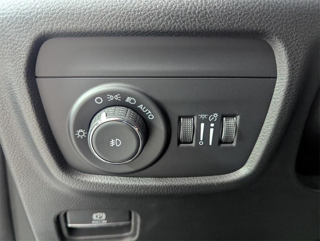new 2025 Jeep Grand Cherokee L car, priced at $46,184