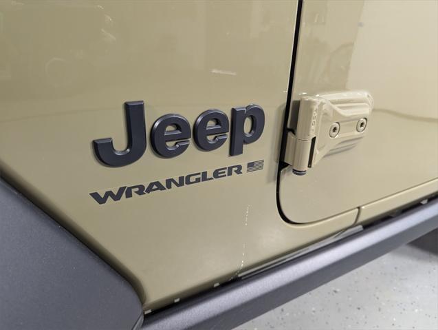 new 2025 Jeep Wrangler car, priced at $41,085