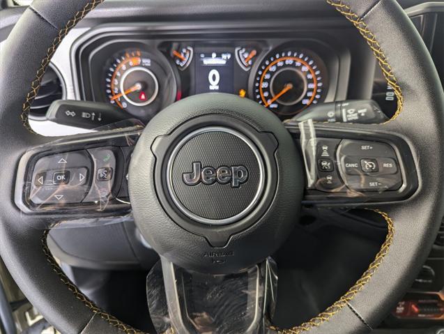 new 2025 Jeep Wrangler car, priced at $41,085