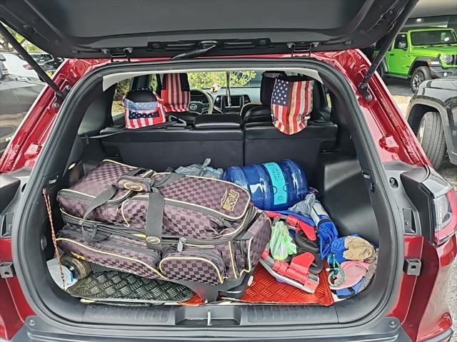 used 2019 Jeep Cherokee car, priced at $15,488