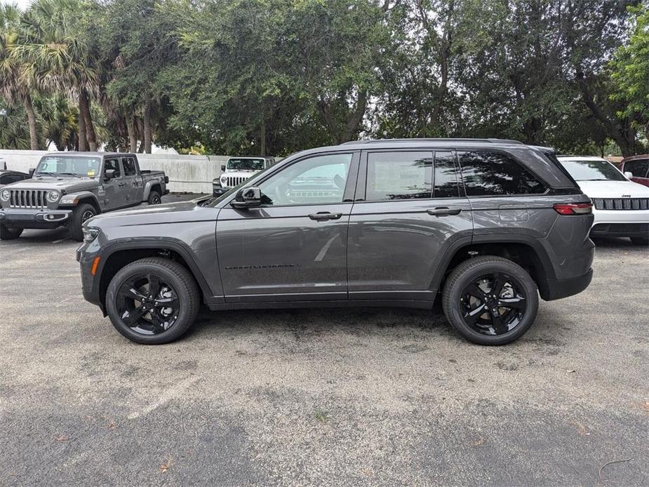 new 2024 Jeep Grand Cherokee car, priced at $42,685