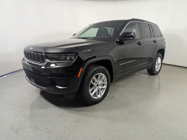 new 2025 Jeep Grand Cherokee car, priced at $28,582