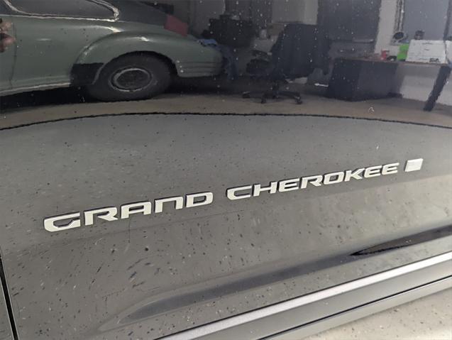 new 2025 Jeep Grand Cherokee car, priced at $28,582