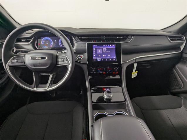 new 2025 Jeep Grand Cherokee car, priced at $28,582