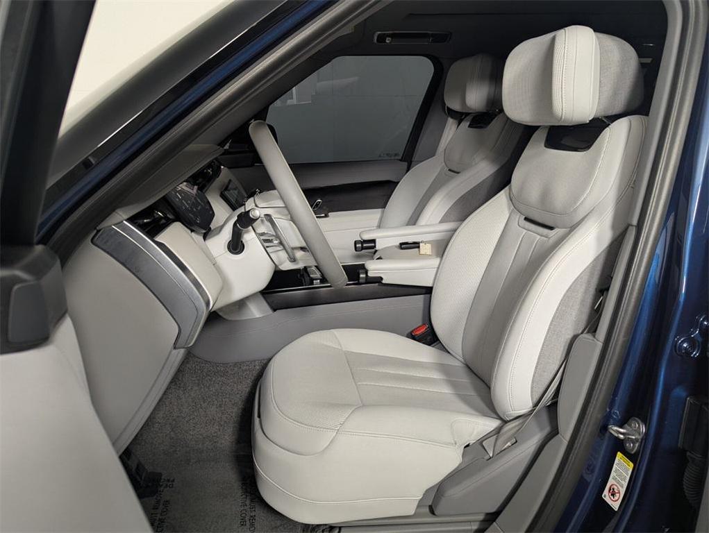 used 2023 Land Rover Range Rover car, priced at $146,992