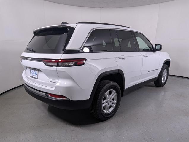 new 2025 Jeep Grand Cherokee car, priced at $33,574