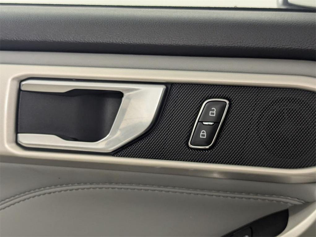 used 2022 Ford Explorer car, priced at $28,992