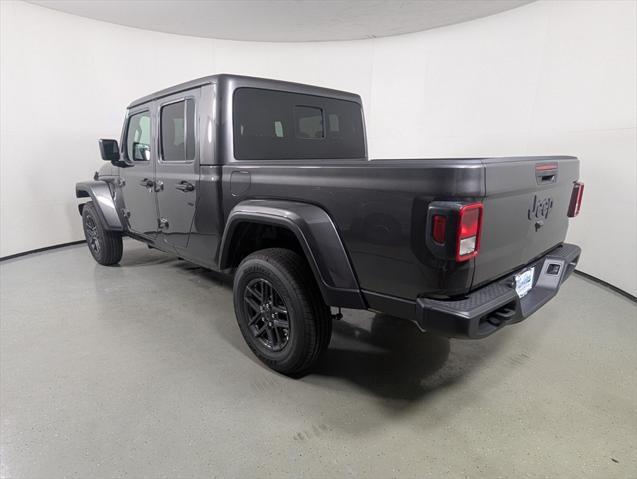 new 2025 Jeep Gladiator car, priced at $40,688