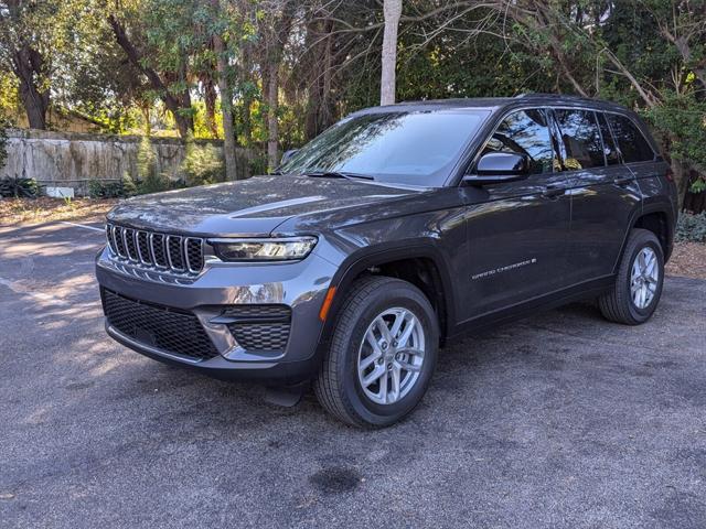 new 2025 Jeep Grand Cherokee car, priced at $38,000