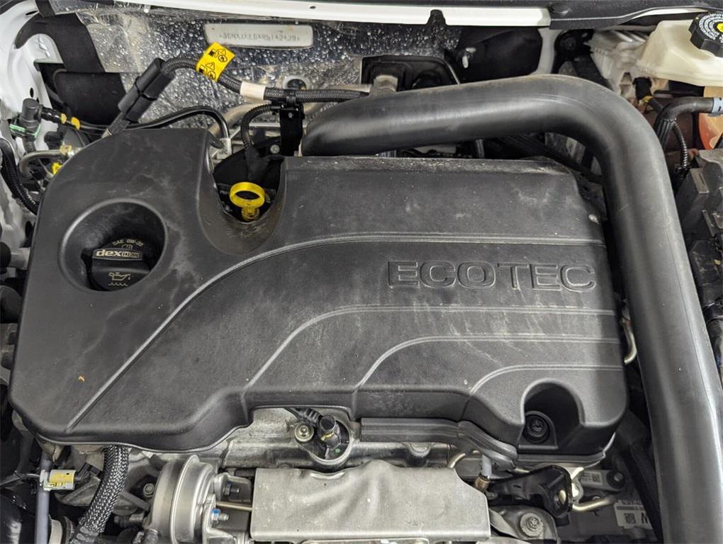 used 2024 Chevrolet Equinox car, priced at $20,988
