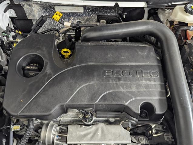 used 2024 Chevrolet Equinox car, priced at $18,992