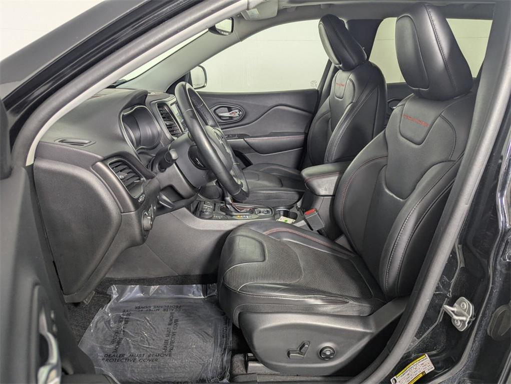 used 2019 Jeep Cherokee car, priced at $14,988