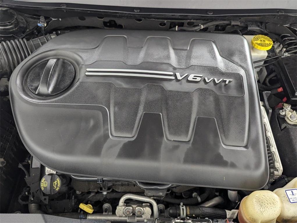 used 2019 Jeep Cherokee car, priced at $14,988