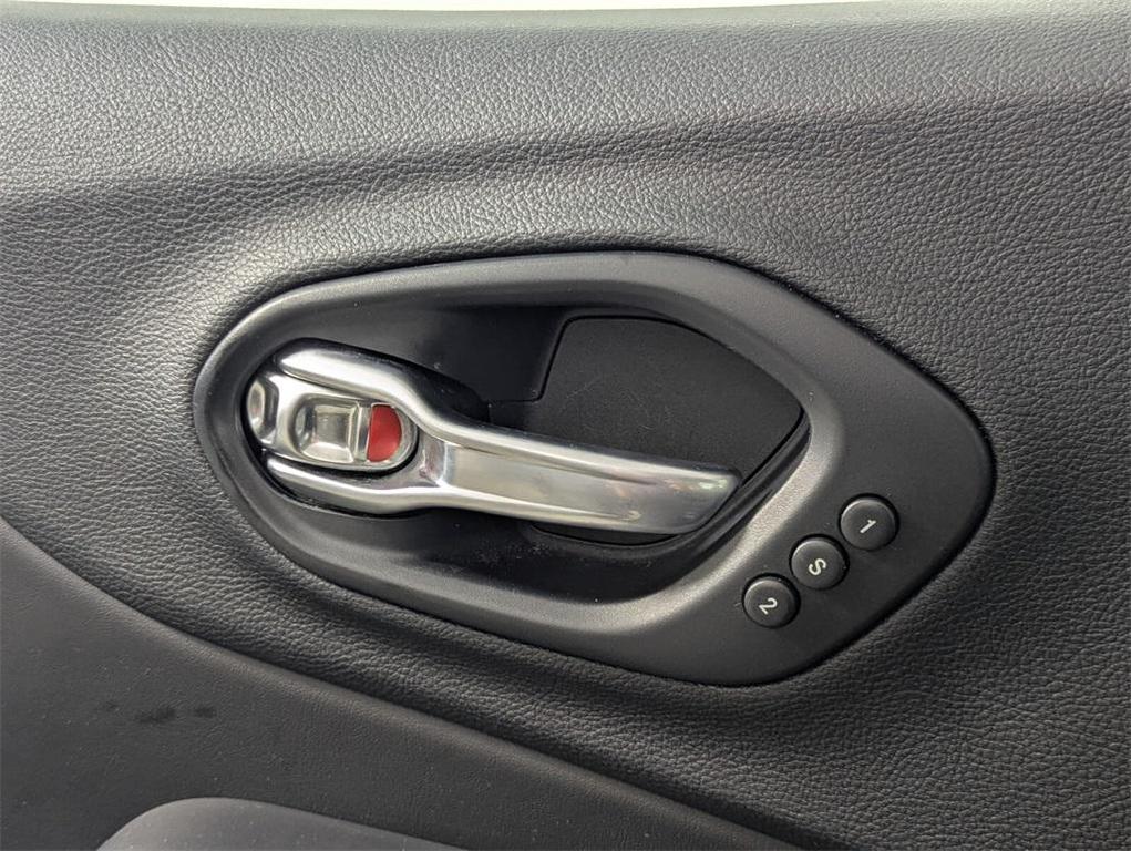 used 2019 Jeep Cherokee car, priced at $14,988